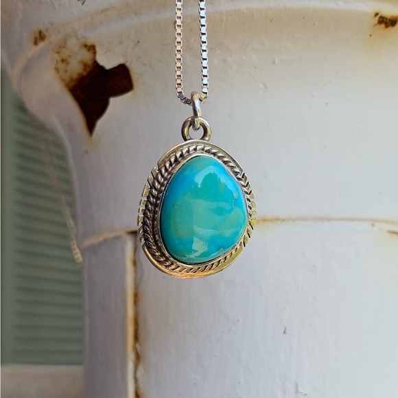 Vintage Sterling Silver and Turquoise Pendant Necklace - Picture 3 of 6